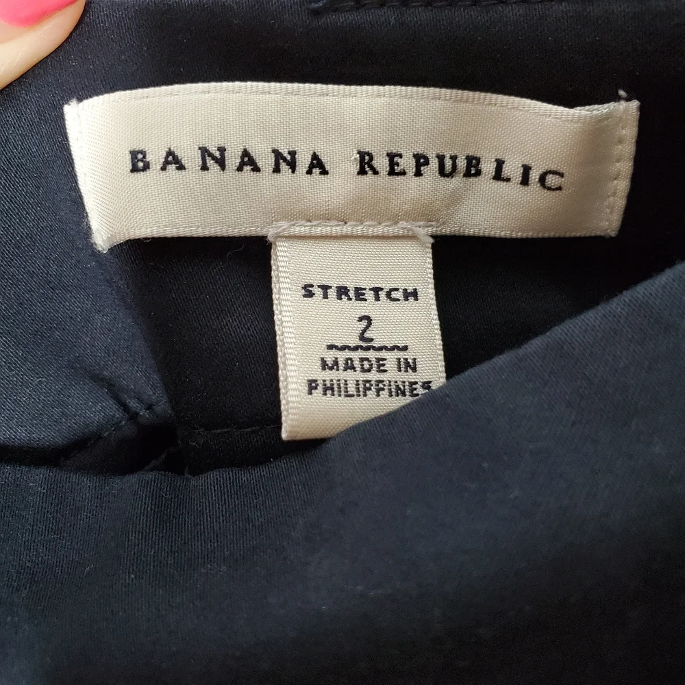 BANANA REPUBLIC Navy Pencil Skirt
